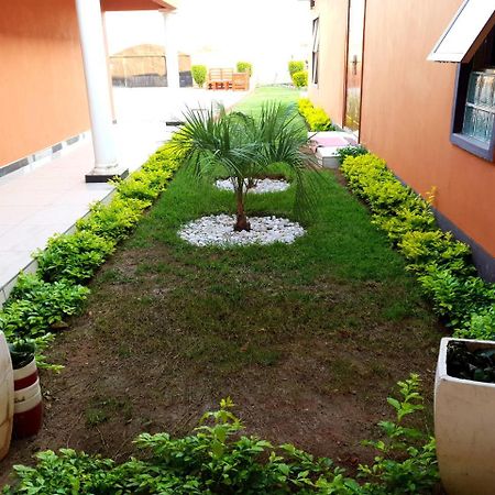 Mathlyn Guest House Francistown Zewnętrze zdjęcie